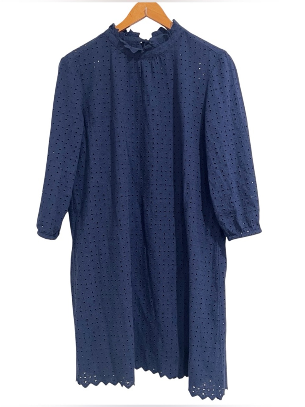 EUC Birds of Paradis by Trovata Navy Eyelet Ruffle Tie Neck Shift Dress